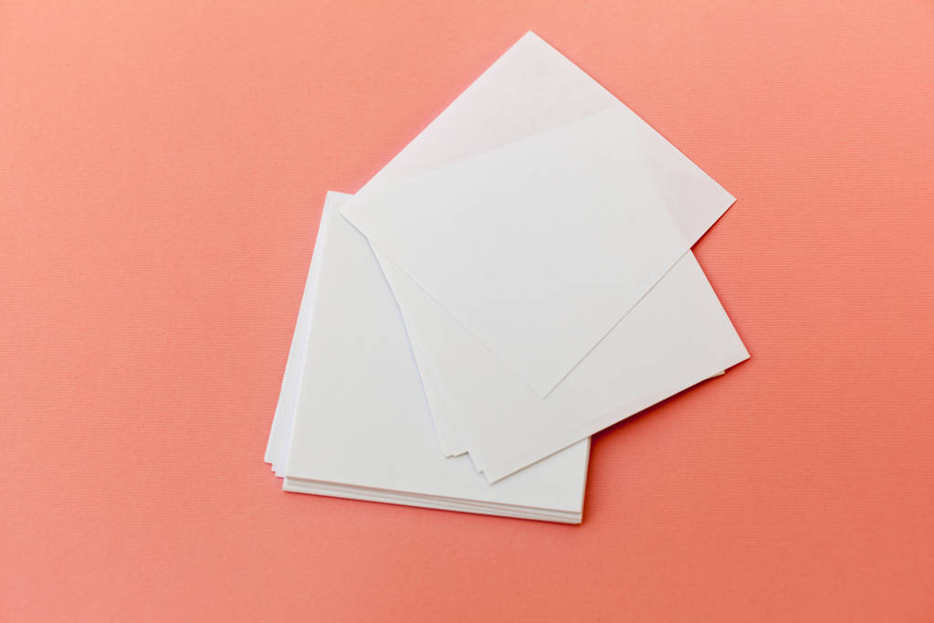 空白の折り畳み紙チラシ白の小冊子のアイデンティティ ・ デザイン、企業のテンプレート、企業のスタイル設定 - 写真・画像