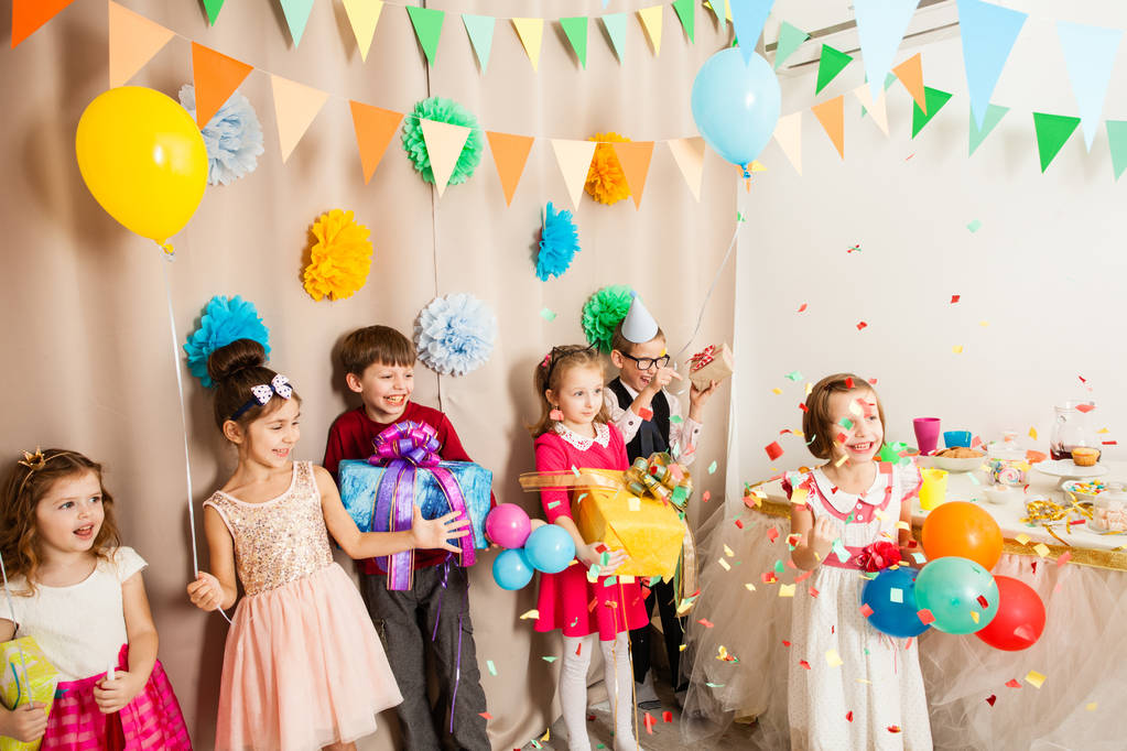 kids are celebraiting b-day party - Photo, Image