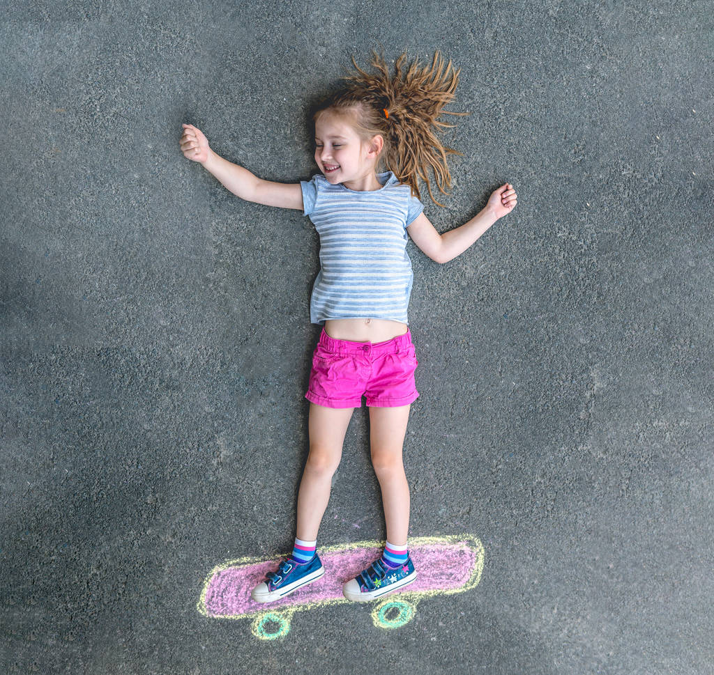 little girl skateboard - Photo, Image