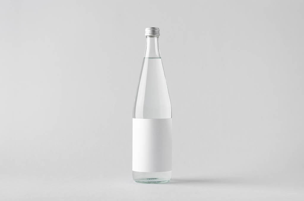 Водяна пляшка Mock-Up - Порожня етикетка
 - Фото, зображення