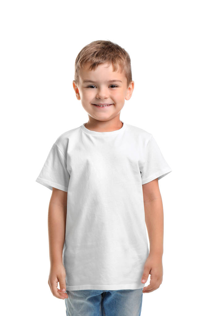 kleiner Junge im T-Shirt auf weißem Hintergrund. Design-Attrappe - Foto, Bild