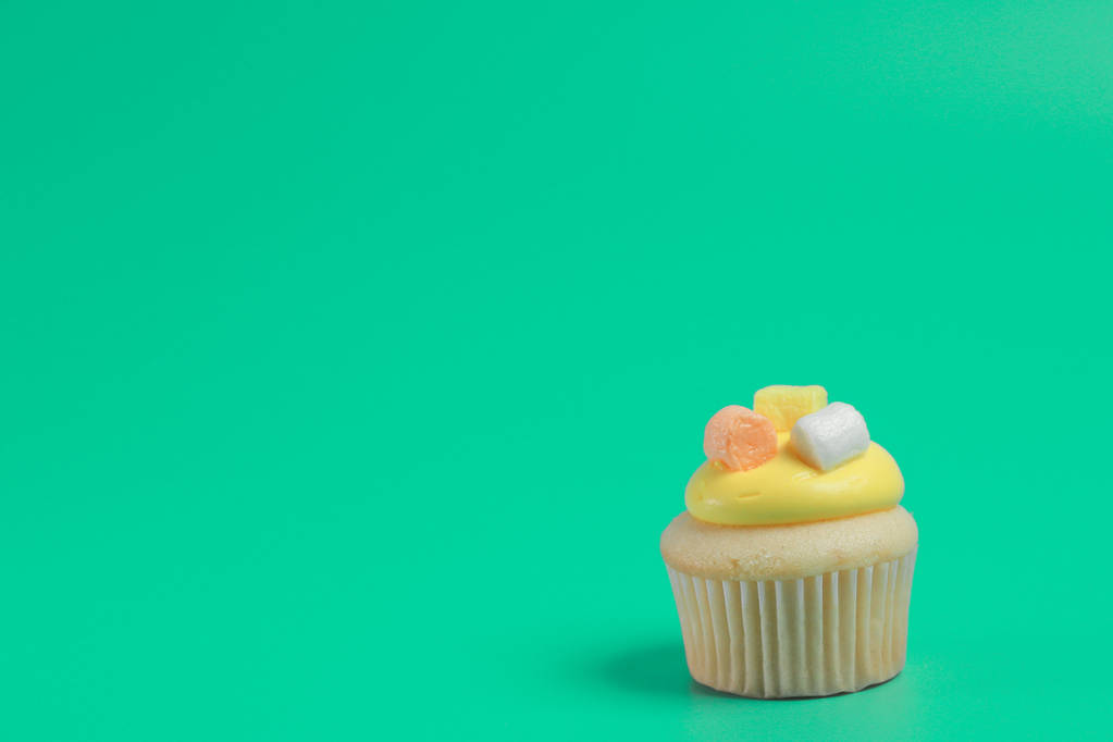 День народження торт на колір для тла
 - Фото, зображення