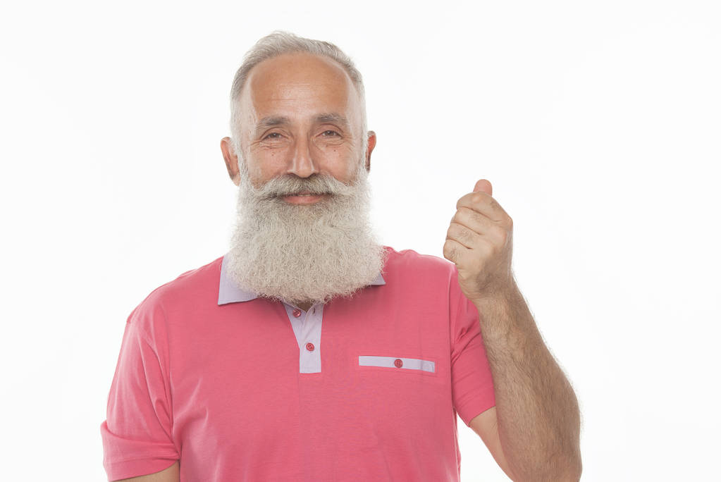 Портрет бородатого мужчины, держащего копипространство руками на белом фоне с зоной рекламы в копировальном пространстве
. - Фото, изображение