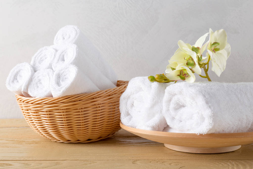 ručníky roll s květinou - Fotografie, Obrázek