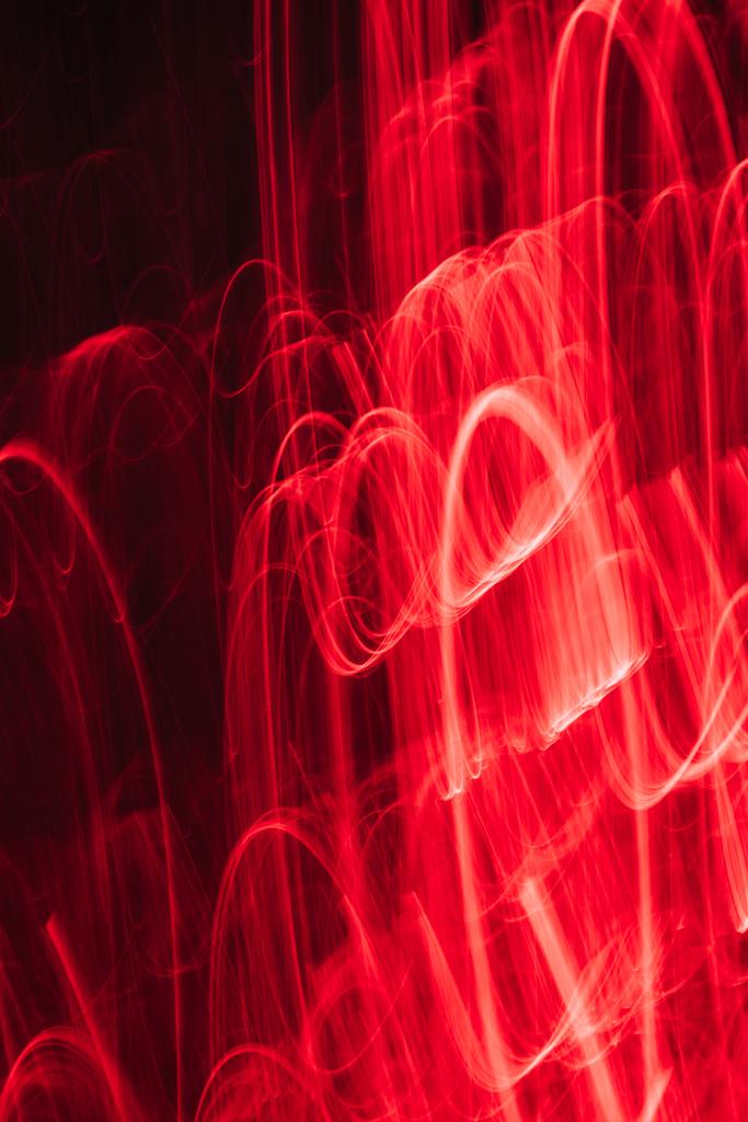абстрактні червоні вогні на чорному фоні
  - Фото, зображення