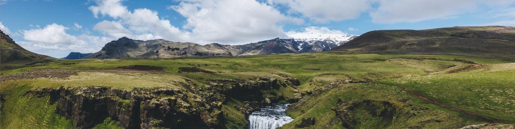 panoramic view of landscape with beautiful Skoga river flowing through highlands in Iceland - Photo, Image