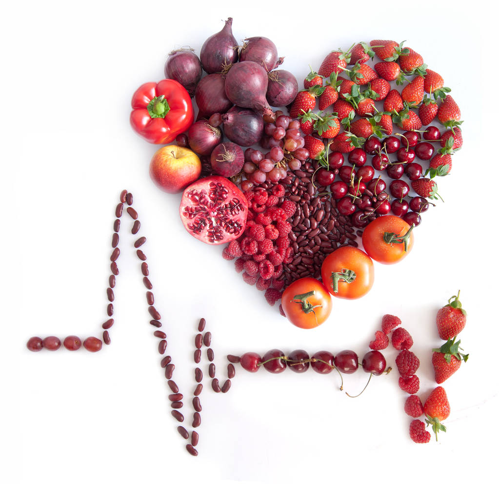 Καρδιογράφημα εικονίδιο με σχήμα καρδιά γίνεται από τα τρόφιμα - Φωτογραφία, εικόνα