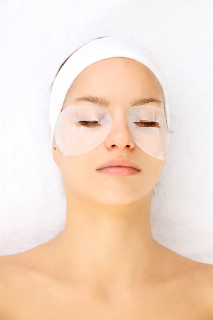 Eyes Treatment with cloth mask - Photo, Image