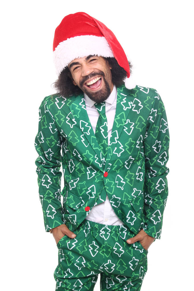 Ευτυχισμένος άνθρωπος μαύρο με τα χριστουγεννιάτικα ρούχα - Φωτογραφία, εικόνα
