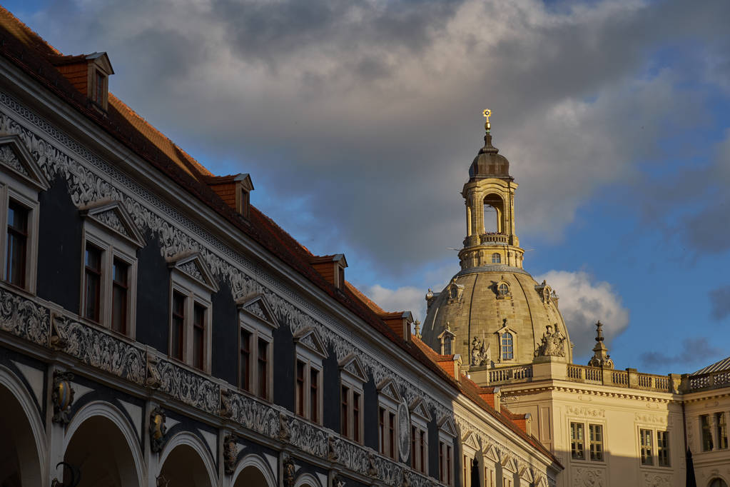 Marcos da Saxônia Alemanha - cidade barroca elegante Dresden, atração turística popular
 - Foto, Imagem
