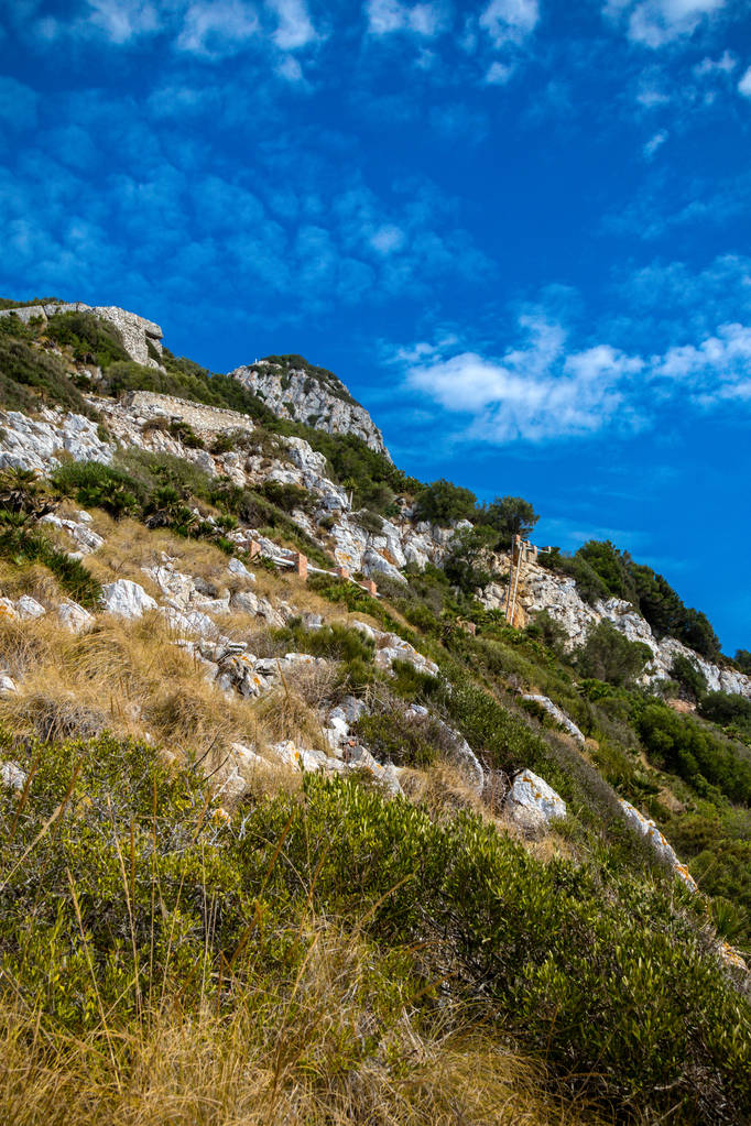 La Roca de Gibraltar. Gibraltar es un territorio británico de ultramar situado en el extremo sur de España.
 - Foto, Imagen