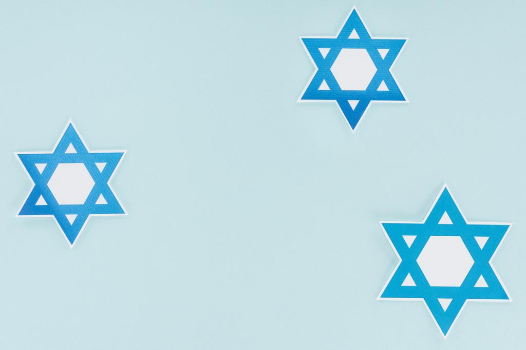 plochý ležela s tradiční židovské hvězdy na modré, koncept svátek Chanuka, samostatný - Fotografie, Obrázek