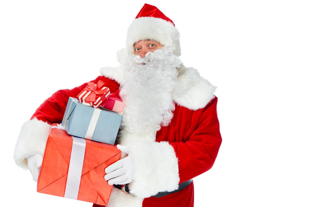 baard Kerstman met kerstcadeaus geïsoleerd op wit - Foto, afbeelding