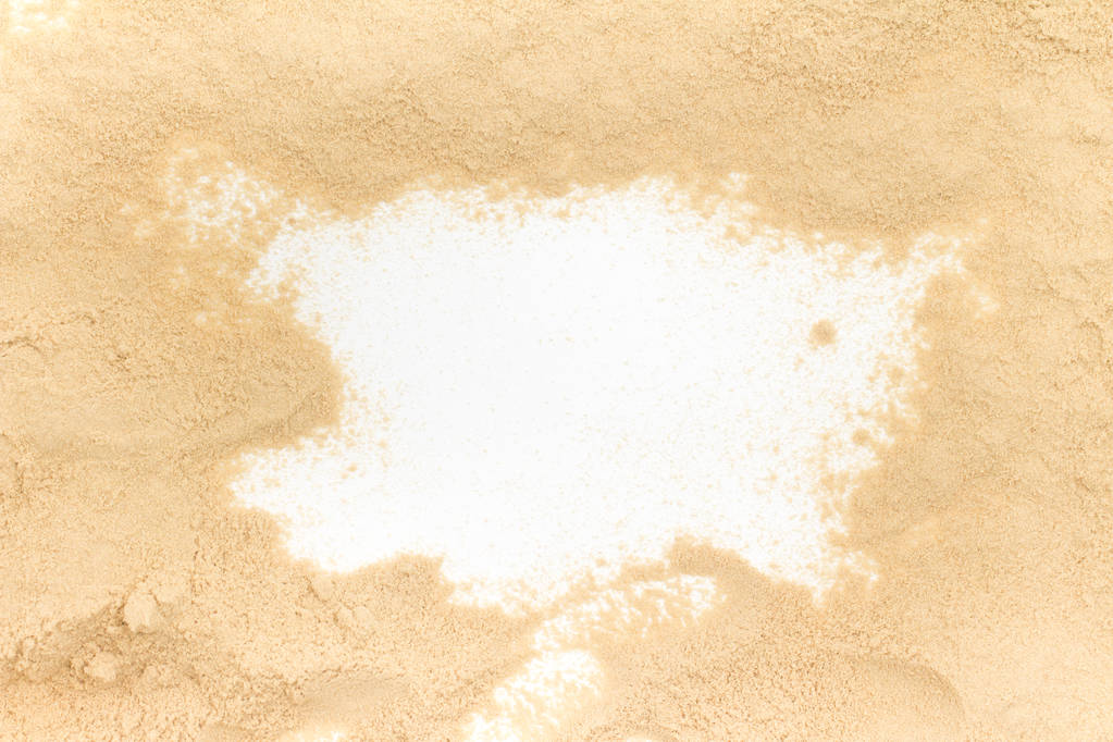 Διατροφική μαγιά καρέ που απομονώνονται σε λευκό bakcground - Φωτογραφία, εικόνα