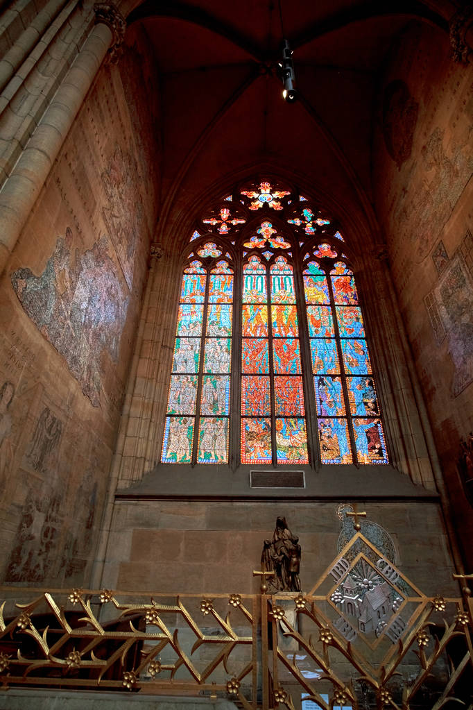Витражи Св. Витта в Праге, Чехия
 - Фото, изображение