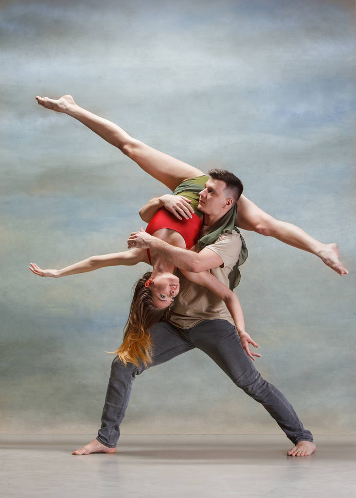 zwei tanzende Personen - Foto, Bild