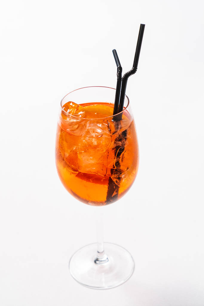 cocktail con pompelmo, primo piano
 - Foto, immagini
