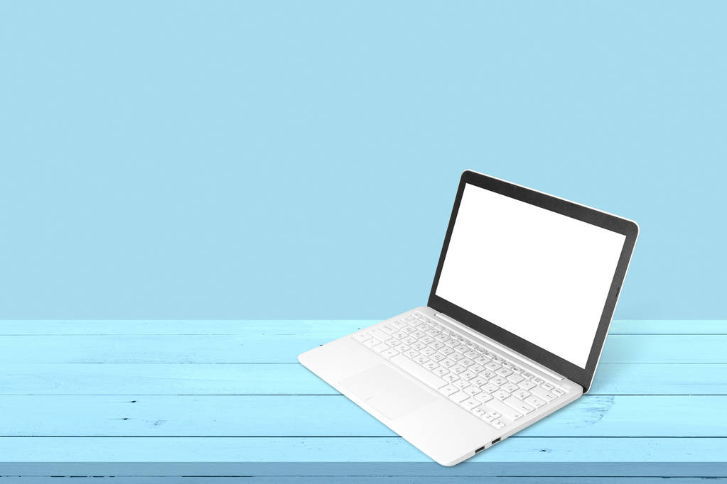 закрыть рабочее пространство современным ноутбуком
 - Фото, изображение