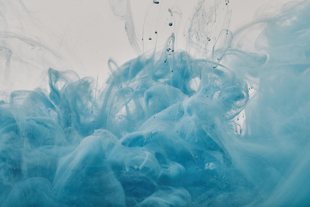 fondo abstracto con remolinos de pintura azul
 - Foto, Imagen