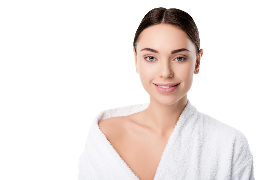 vonzó mosolygó nő nézett elszigetelt fehér kamera fürdőköpeny - Fotó, kép