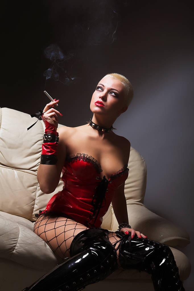 fetiche mulher fumar
 - Foto, Imagem