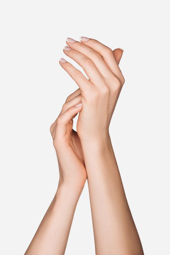 oříznutý pohled na ženské ruce izolované na bílém - Fotografie, Obrázek