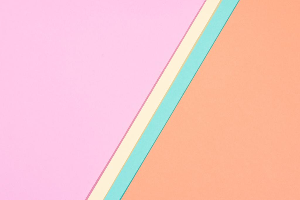 minimalistischer moderner gelber, blauer, oranger und rosa abstrakter Hintergrund mit Kopierraum - Foto, Bild