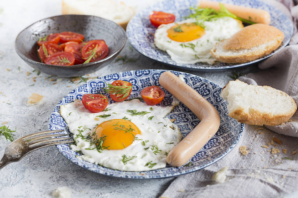 Frühstück mit Spiegelei - Foto, Bild