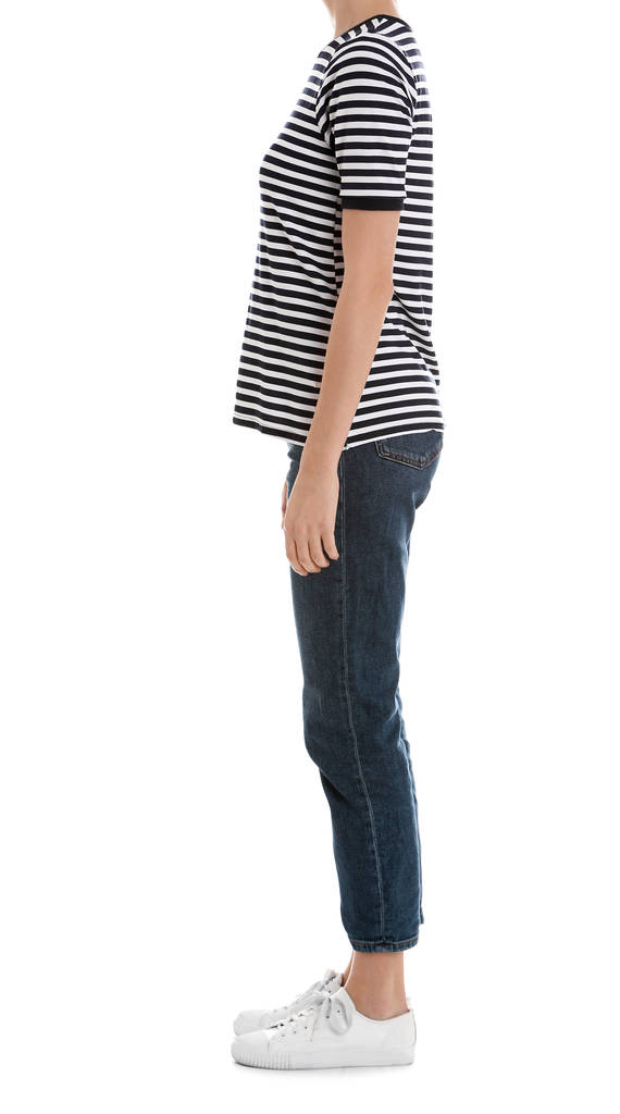 Jovem mulher magra no fundo branco, close-up. Perda de peso
 - Foto, Imagem