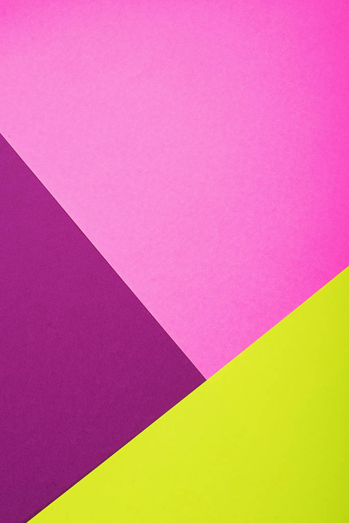 抽象的な幾何学的なお祭りの背景。紫、ピンク、黄色のトレンド色 2019, - 写真・画像