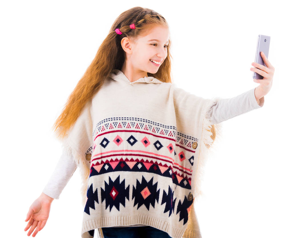 Teini tyttö tekee selfie
 - Valokuva, kuva