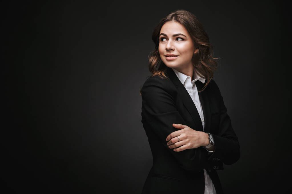 Ritratto di giovane donna d'affari sicura di sé - Foto, immagini