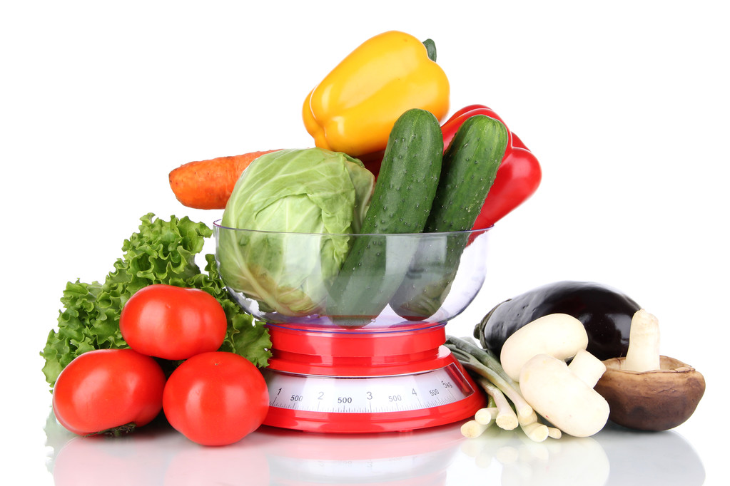 Légumes frais en écailles isolées sur blanc
 - Photo, image