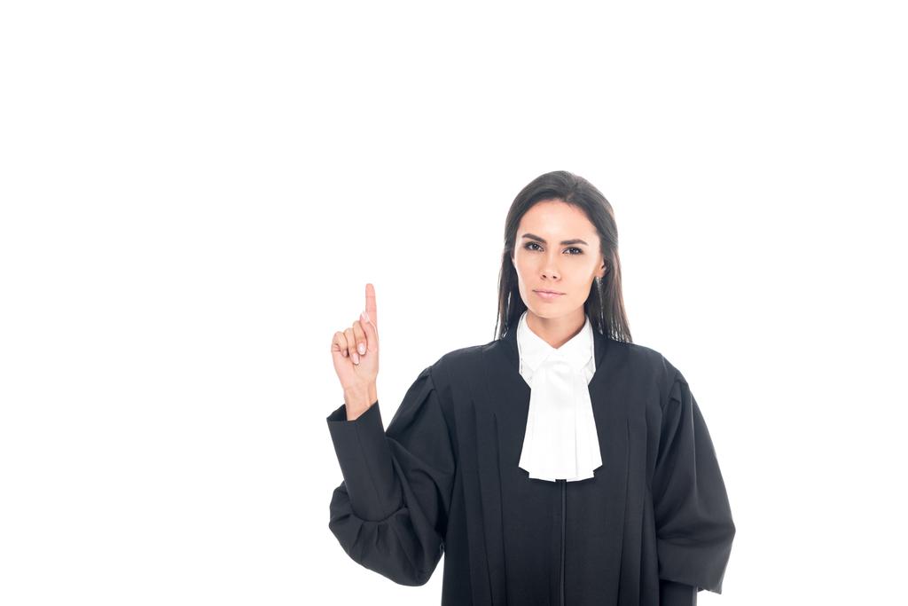 Δικαστής στο δικαστικό ρόμπα δείχνει χειρονομία ιδέα που απομονώνονται σε λευκό - Φωτογραφία, εικόνα