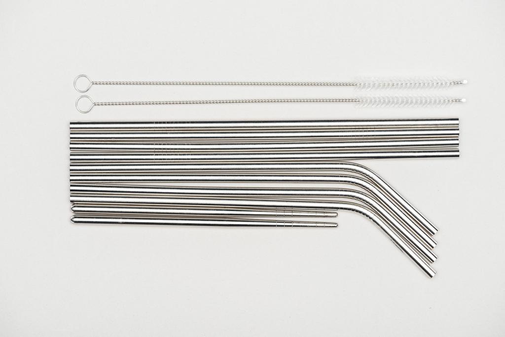 flat lay with stainless steel straws and cleaning brushes isolated on grey - Photo, Image
