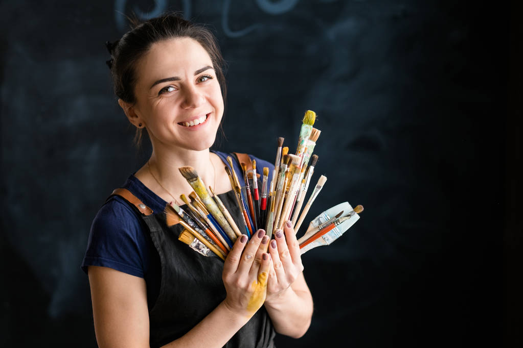 художнє мистецтво постачає інструменти талант жінка живописець
 - Фото, зображення