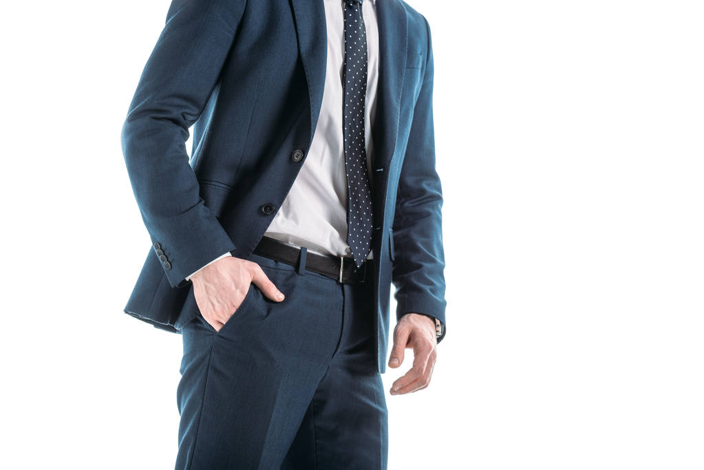 vue partielle de l'homme d'affaires en costume avec la main dans la poche isolé sur blanc
 - Photo, image