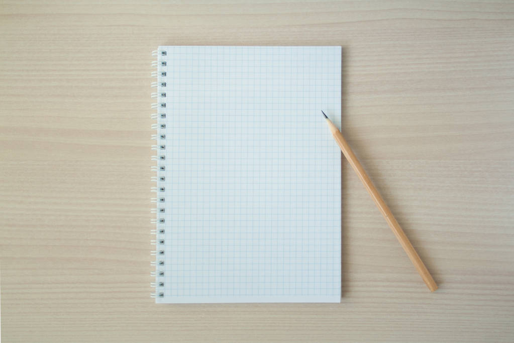 Μολύβι και πένα με το σημειωματάριο (Notepad) - Φωτογραφία, εικόνα