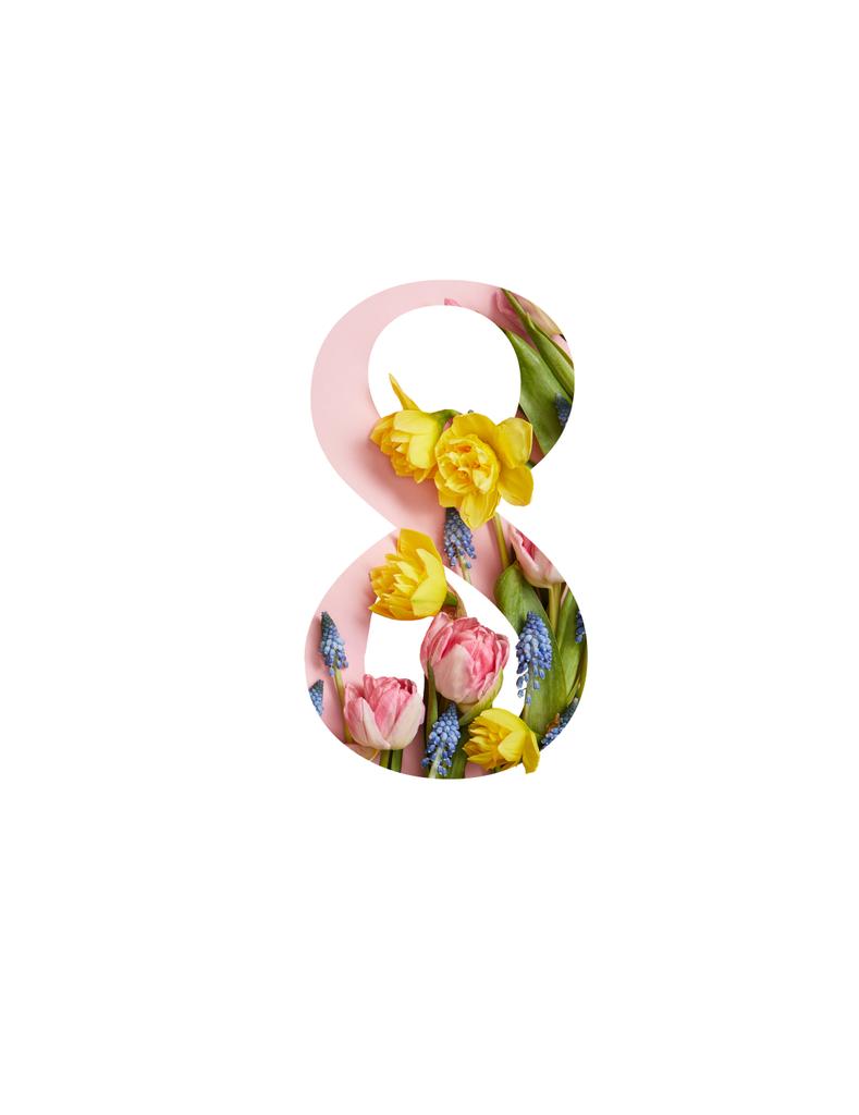 8-as szám, sárga, rózsaszín virágok és zöld levelek elszigetelt fehér - Fotó, kép