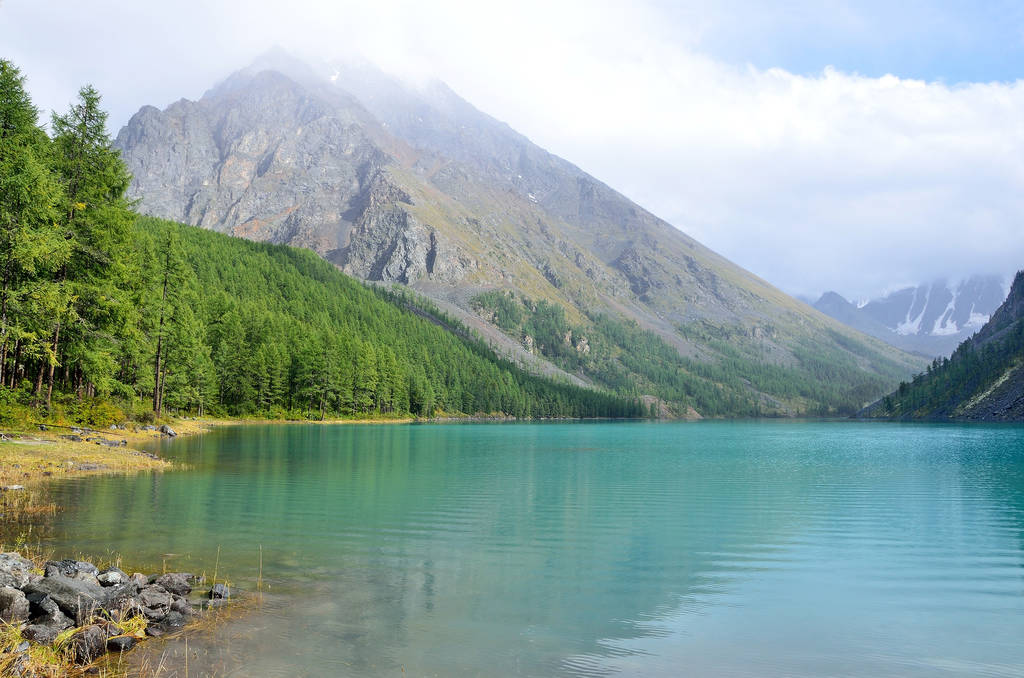 Big Shavlinskoe järvi, Altai vuoret, Venäjä
 - Valokuva, kuva