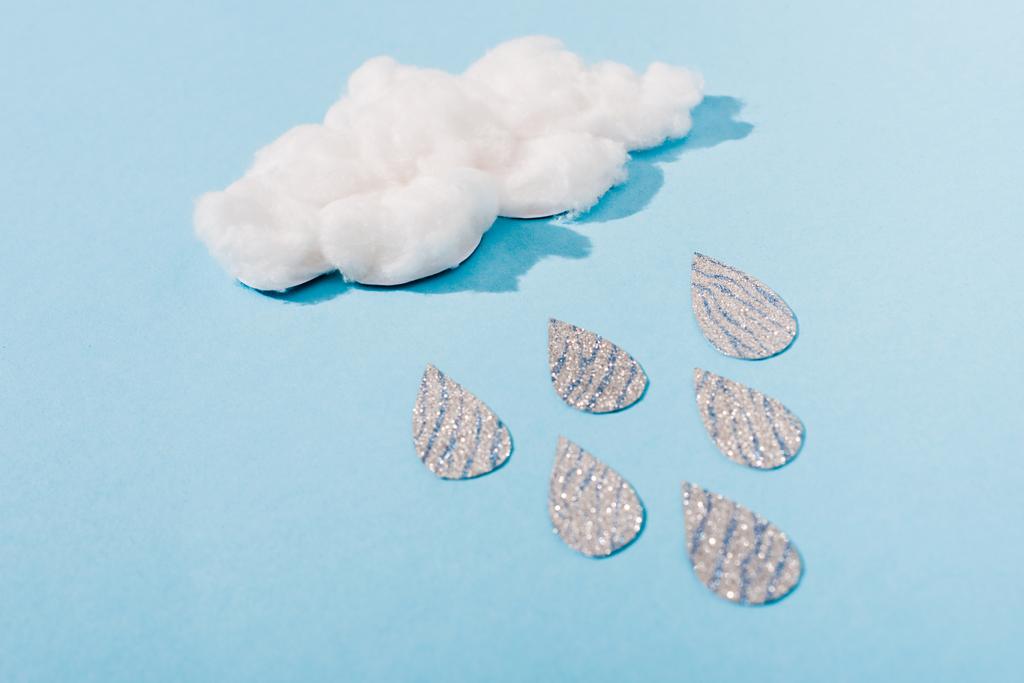 bawełna chmura Candy z brokatem krople deszczu na niebiesko - Zdjęcie, obraz