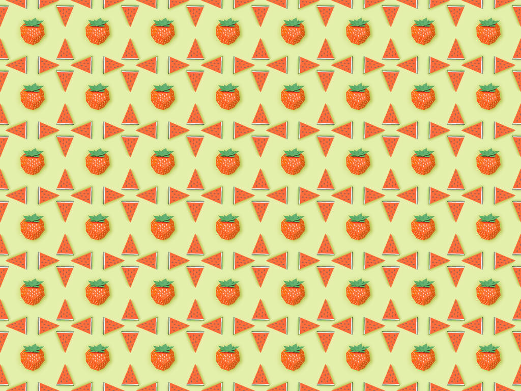 vista superior del patrón sin costuras con fresas de papel hechas a mano y rodajas de sandía aisladas en verde
 - Foto, imagen