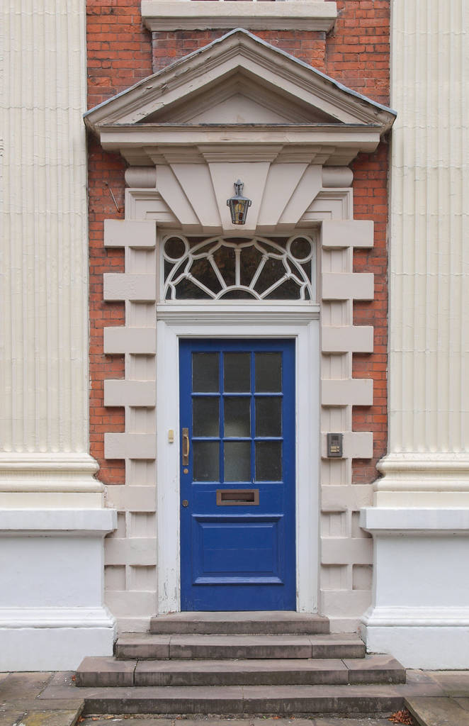παραδοσιακή πόρτα εισόδου βρετανικού σπιτιού - Φωτογραφία, εικόνα