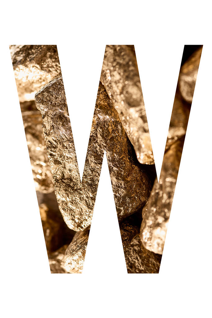 Buchstabe w aus goldglänzenden Steinen isoliert auf weiß - Foto, Bild
