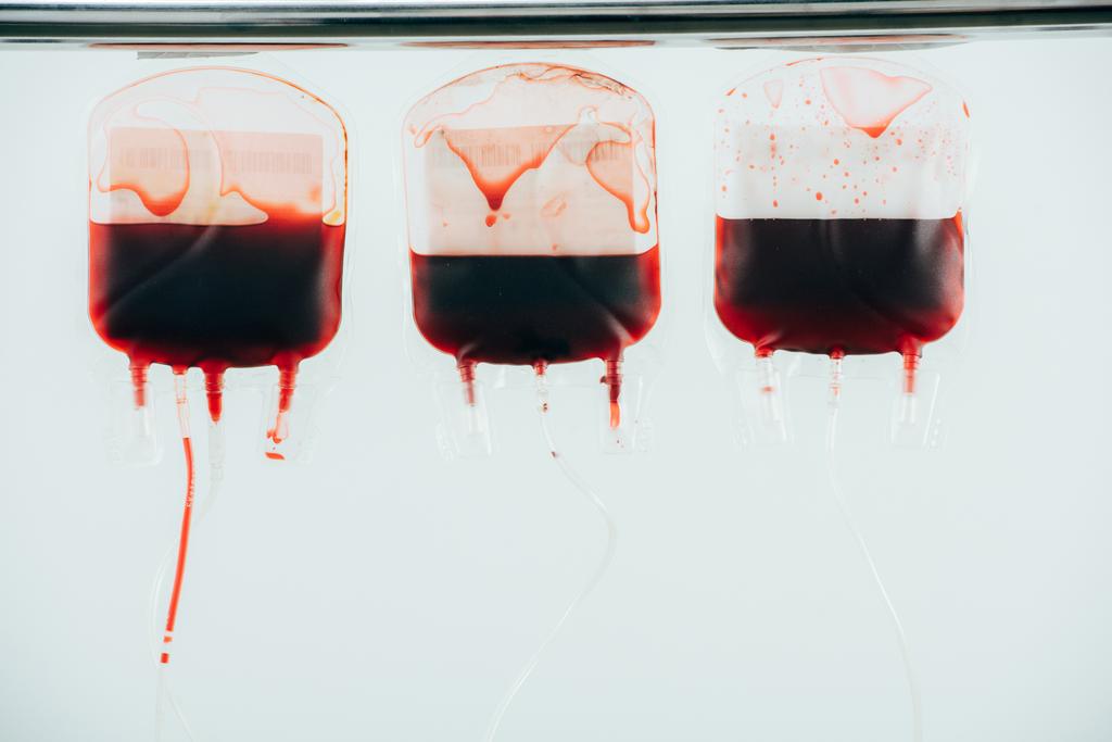 műanyag vérzsákok az elkülönített, fehér - Fotó, kép