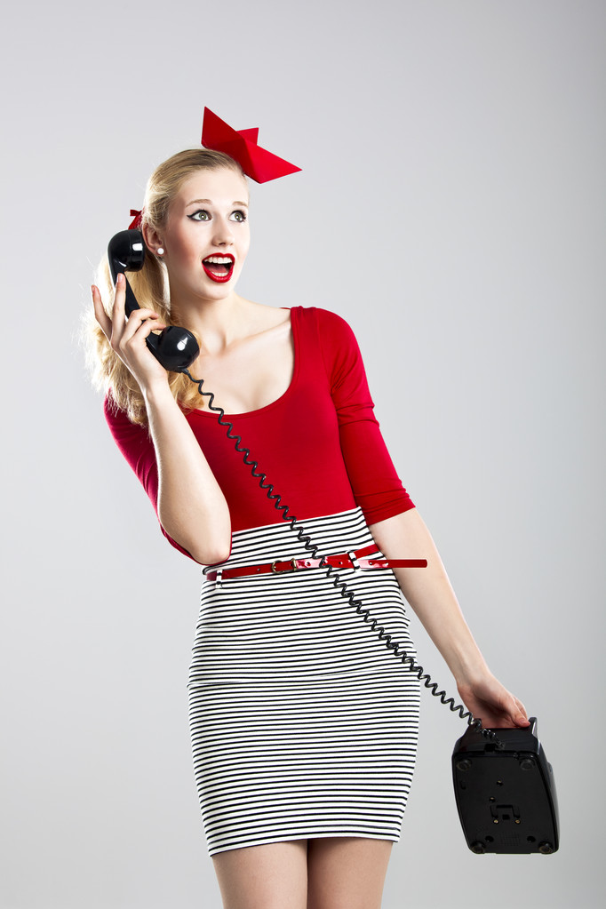 Donna di moda con un telefono
 - Foto, immagini