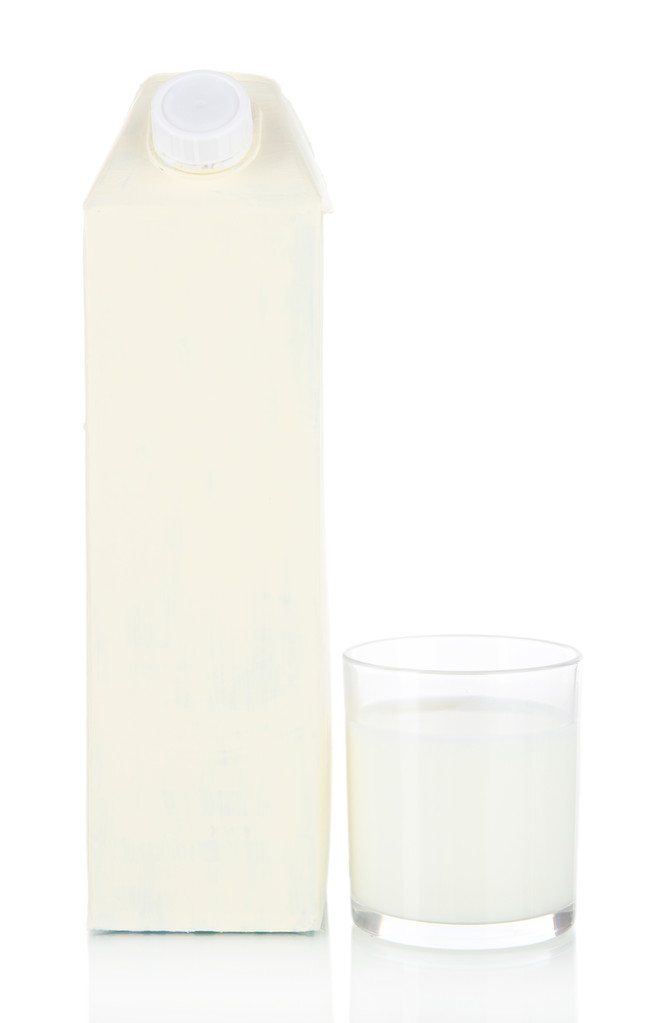 Embalagem de leite isolada sobre branco
 - Foto, Imagem