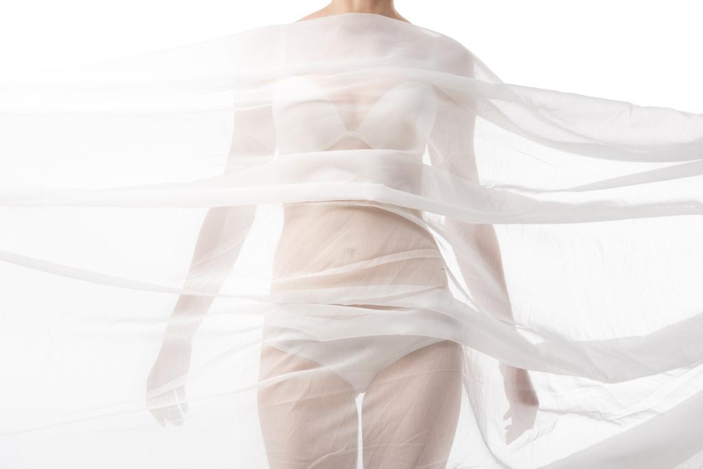 visão parcial de mulher sexy em roupa interior com pano branco isolado no branco
 - Foto, Imagem