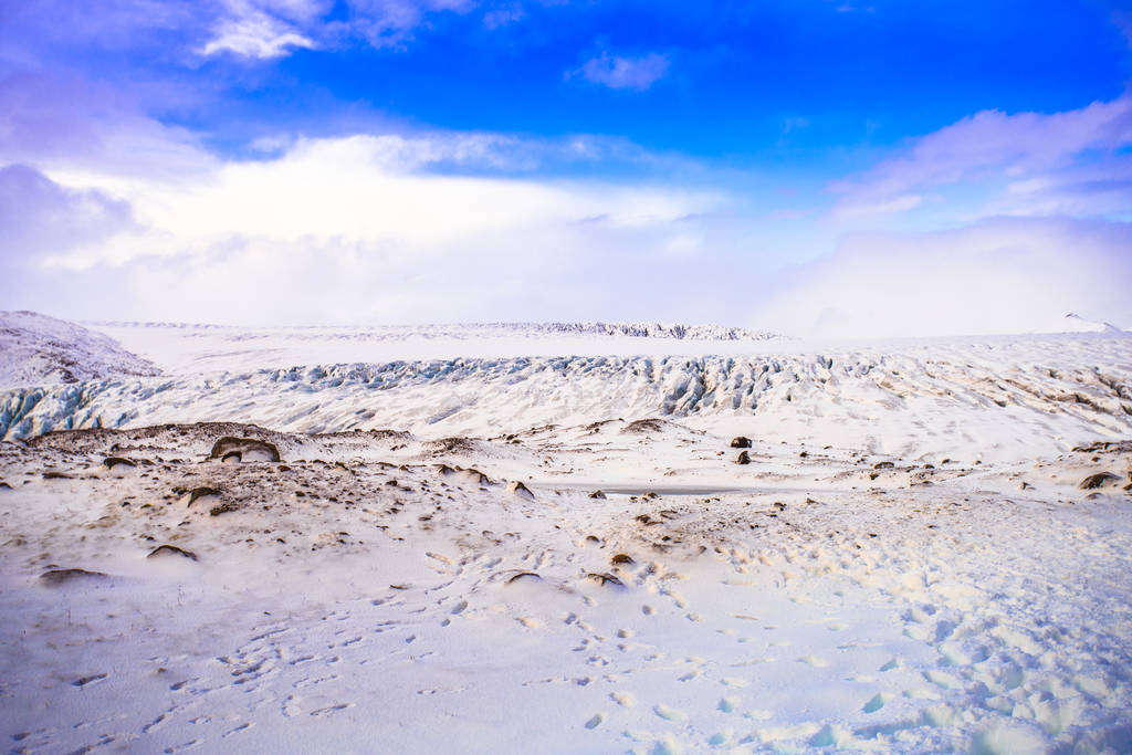 アイスランドの氷の洞窟探検家の場所、ヴァトナジョクル国立公園のヴァトナジョクル氷河 - 写真・画像