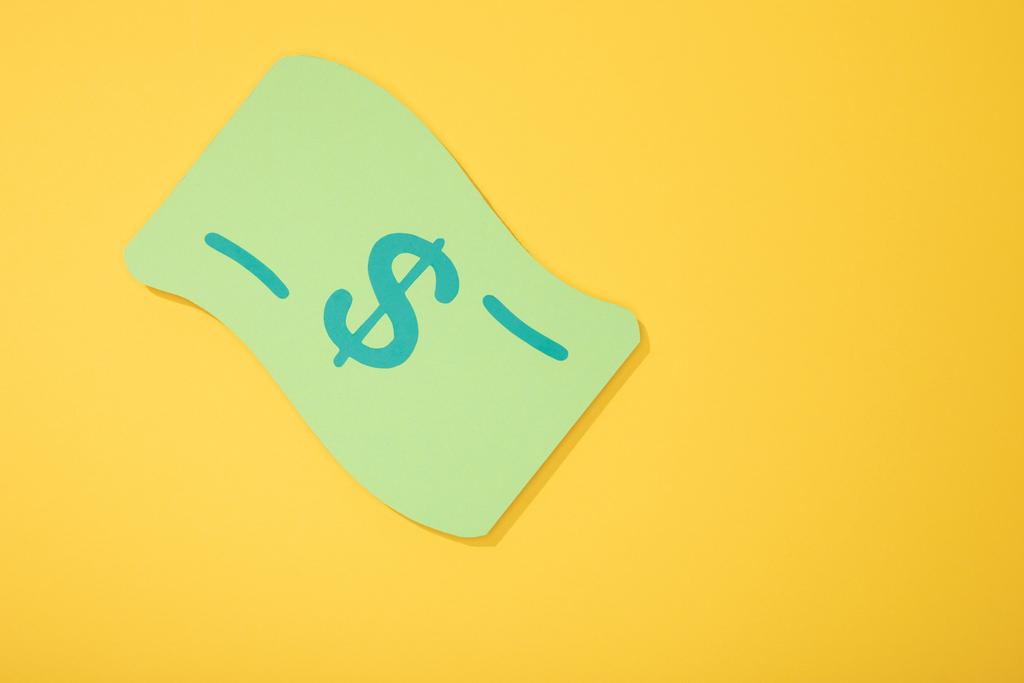 вид банкноты зеленый доллар изолирован на желтый
 - Фото, изображение